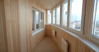 Отделка, остекление, утепление балконов в Мончегорске от 210 руб. м/2.